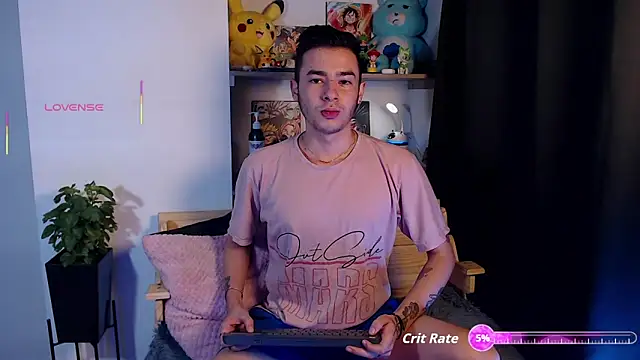 Snapshot of kyle_clint07 chatting on 09/10/25, 06:29 kyle clint07 online show from 09/10/25, 06:29