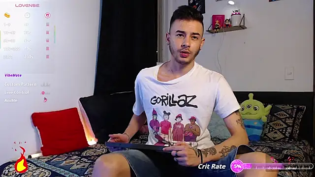 Snapshot of kyle_clint07 chatting on 11/07/25, 03:00 kyle clint07 online show from 11/07/25, 03:00