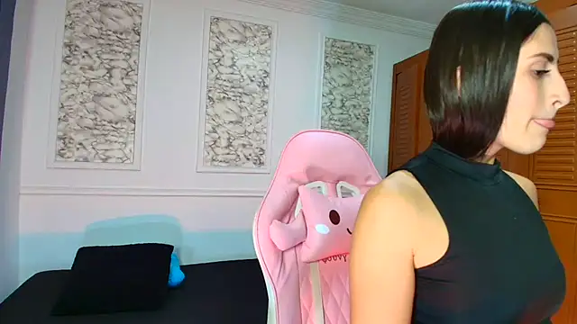 Danella houston online show from 12/14/25, 11:10