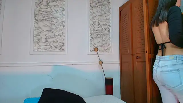 Snapshot of Danella_houston chatting on 09/20/25, 08:03 Danella houston online show from 09/20/25, 08:03