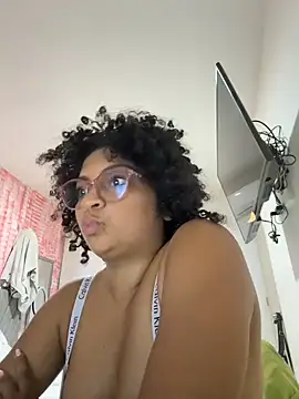 Tana latin online show from 04/17/26, 02:25