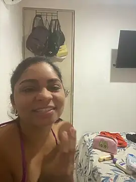 Snapshot of Tana_latin chatting on 02/23/25, 04:24 Tana latin online show from 02/23/25, 04:24
