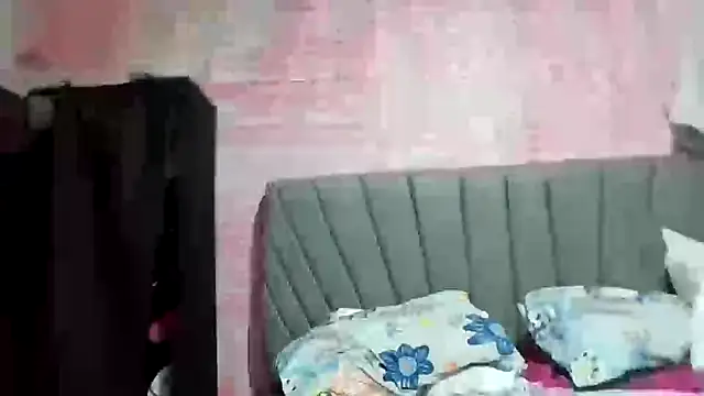 Snapshot of Tana_latin chatting on 09/18/25, 12:35 Tana latin online show from 09/18/25, 12:35