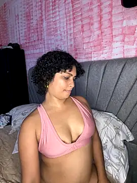 Tana latin online show from 11/11/25, 12:05