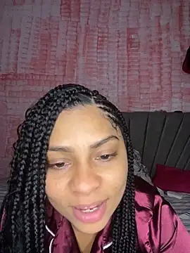 Snapshot of Tana_latin chatting on 02/28/25, 02:42 Tana latin online show from 02/28/25, 02:42