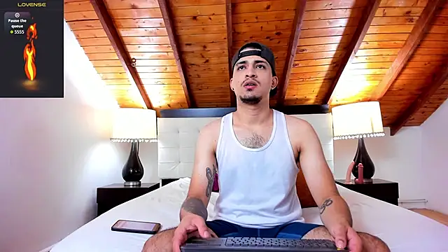 Sebastian Berne online show from 10/24/25, 07:13