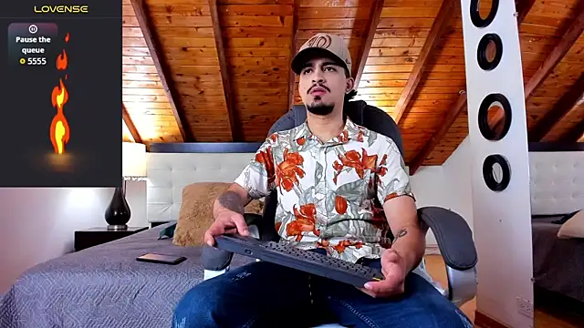 Sebastian Berne online show from 12/05/25, 07:12