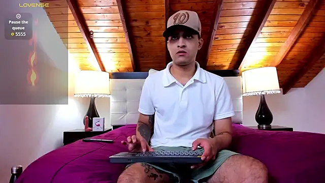 Sebastian Berne online show from 02/24/26, 07:04