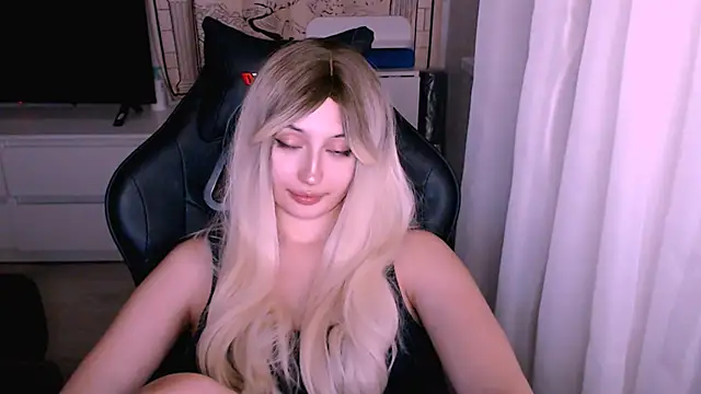 beauty blonde online show from 12/01/25, 12:17