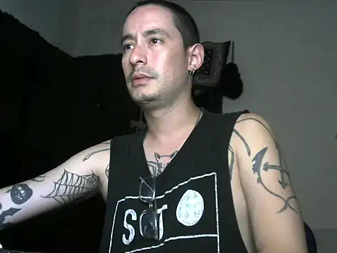 vampireathome online show from 09/18/25, 02:58