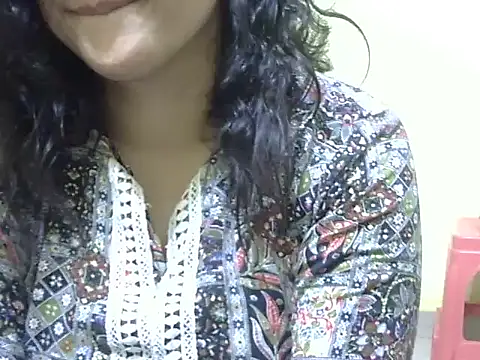 Your cutiepie  online show from 11/21/25, 08:41