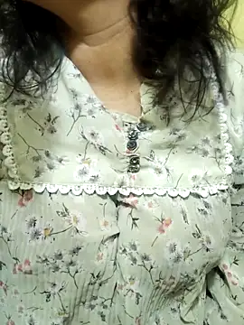 Your cutiepie  online show from 02/21/26, 12:29