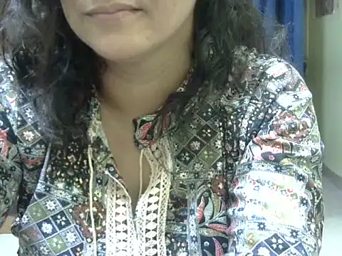 Your cutiepie  online show from 10/10/25, 06:53