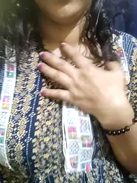 Your cutiepie  online show from 12/21/25, 05:36