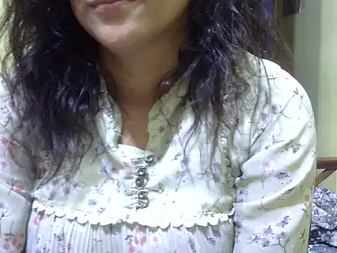 Your cutiepie  online show from 10/17/25, 05:59