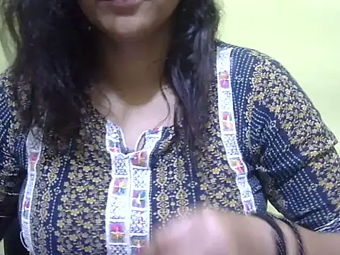 Your cutiepie  online show from 01/05/26, 05:27