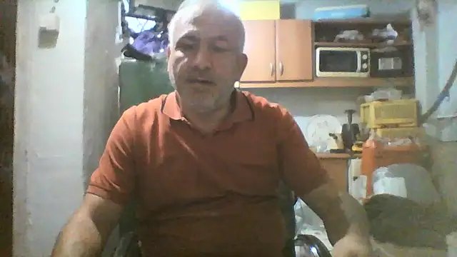 Snapshot of murat7888 chatting on 10/15/25, 06:22 murat7888 online show from 10/15/25, 06:22