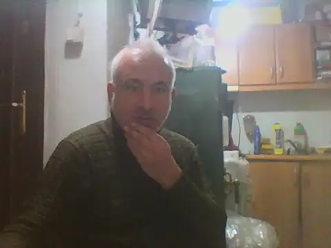 Snapshot of murat7888 chatting on 02/27/25, 09:29 murat7888 online show from 02/27/25, 09:29