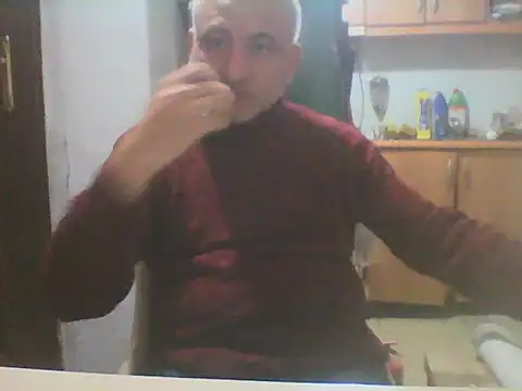 Snapshot of murat7888 chatting on 03/04/25, 12:12 murat7888 online show from 03/04/25, 12:12