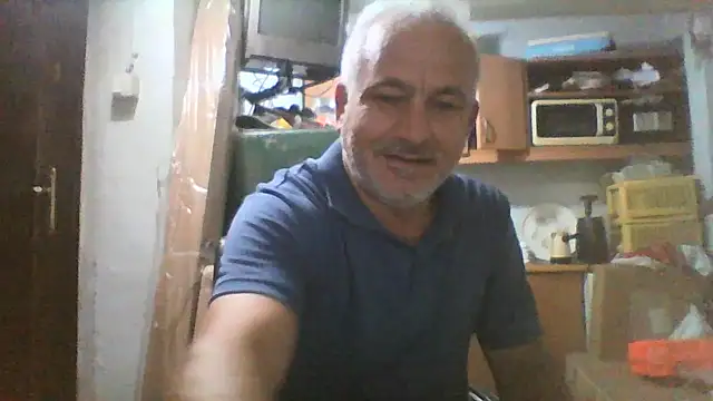Snapshot of murat7888 chatting on 09/17/25, 01:35 murat7888 online show from 09/17/25, 01:35