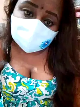 Snapshot of dolly_telugu01 chatting on 03/08/25, 10:45 dolly telugu01 online show from 03/08/25, 10:45