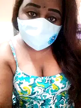 Snapshot of dolly_telugu01 chatting on 03/12/25, 09:03 dolly telugu01 online show from 03/12/25, 09:03