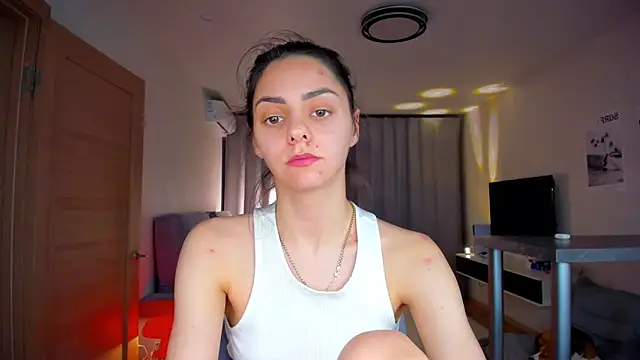 EmiliaZen online show from 03/31/26, 07:05