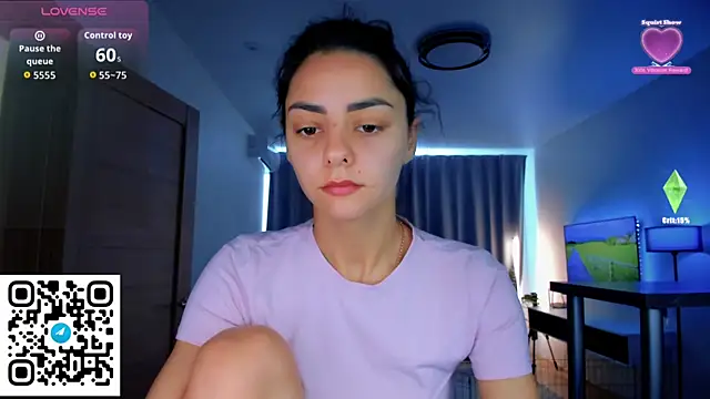Snapshot of EmiliaZen chatting on 09/10/25, 01:10 EmiliaZen online show from 09/10/25, 01:10