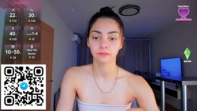 EmiliaZen online show from 11/28/25, 01:00