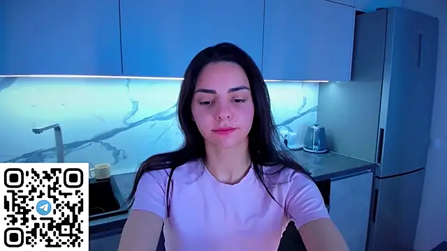 EmiliaZen online show from 06/04/26, 10:53