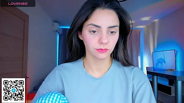 EmiliaZen online show from 02/17/26, 02:03