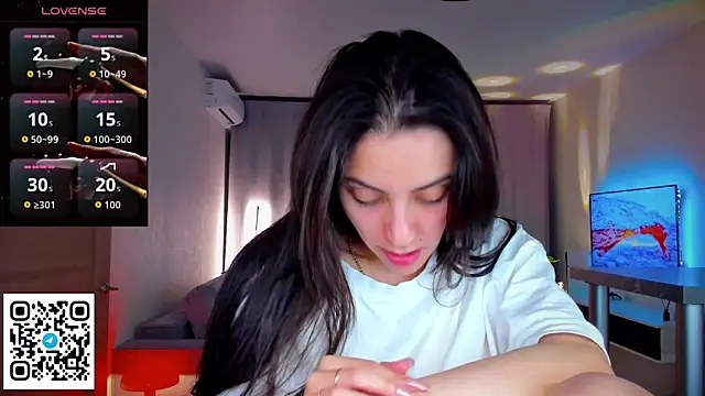 EmiliaZen online show from 04/13/26, 09:41