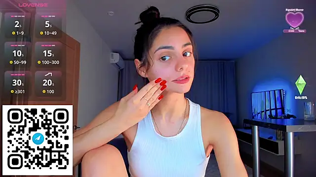 EmiliaZen online show from 10/31/25, 05:20