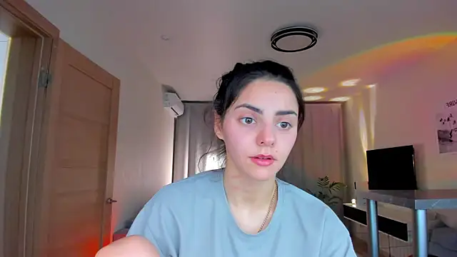 EmiliaZen online show from 02/28/26, 07:57