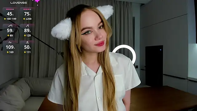 CrystaIMaiden online show from 02/05/25, 08:35
