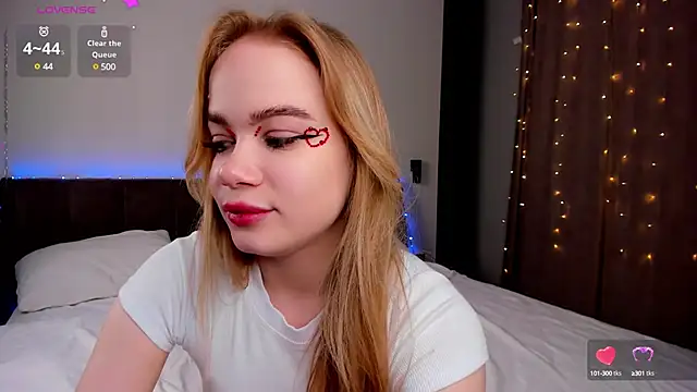 CrystaIMaiden online show from 02/14/25, 06:19