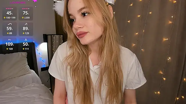 CrystaIMaiden online show from 03/08/25, 06:05