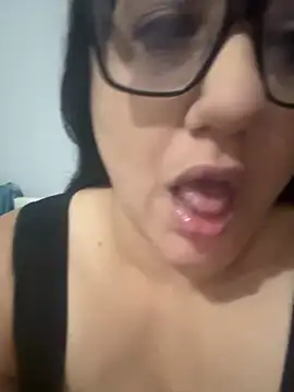 daianaspencer online show from 10/28/25, 07:29