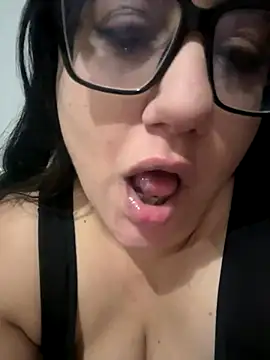 daianaspencer online show from 11/18/25, 07:44