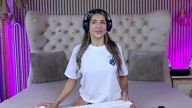 PlayfulShow online show from 11/16/25, 08:41