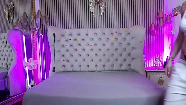 PlayfulShow online show from 05/08/26, 02:10