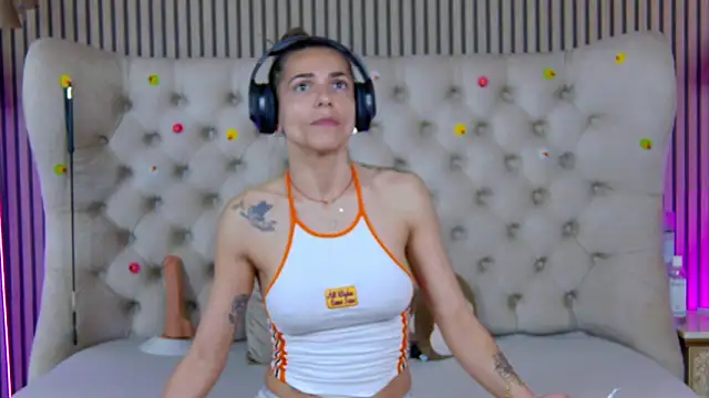 PlayfulShow online show from 04/13/26, 03:49