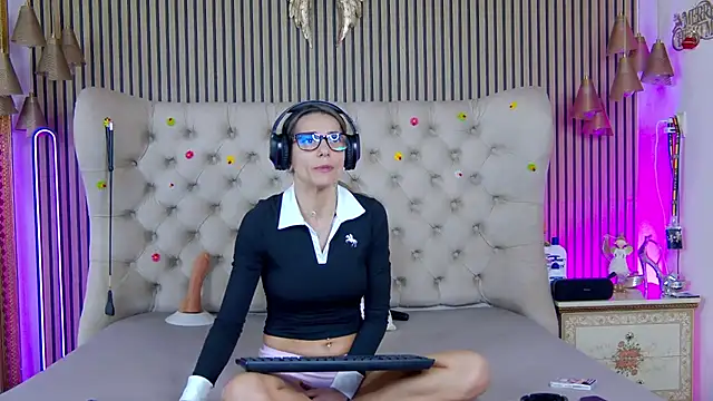 PlayfulShow online show from 02/25/26, 02:39