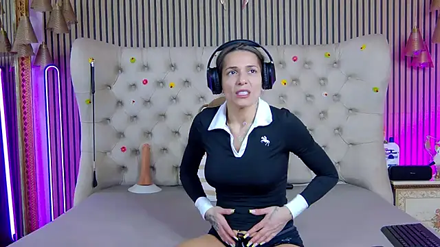 PlayfulShow online show from 02/26/26, 01:44