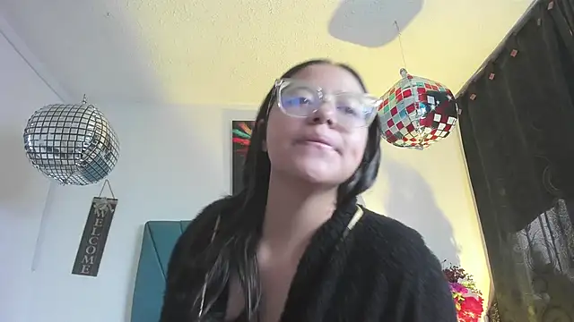 Ariel star1 online show from 04/30/26, 01:29