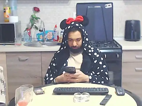 Snapshot of Armand66_ chatting on 03/14/26, 05:08 Armand66 online show from 03/14/26, 05:08