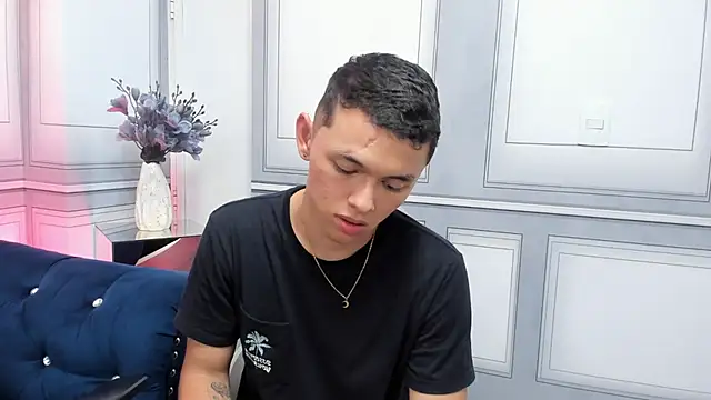 Andy dior18 online show from 09/25/25, 10:27