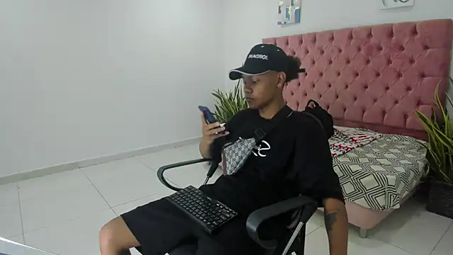 Snapshot of blackdirty420 chatting on 02/24/25, 05:20 blackdirty420 online show from 02/24/25, 05:20