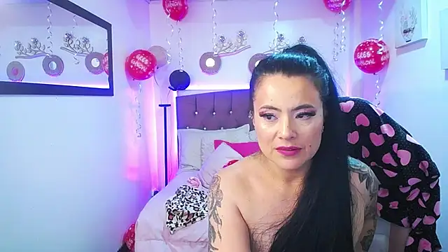 Snapshot of lizha_milf chatting on 02/14/25, 09:43 lizha milf online show from 02/14/25, 09:43