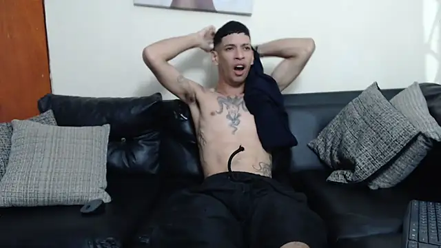 biigjhonny online show from 10/15/25, 02:54